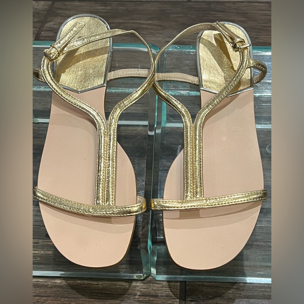 Zara Basic Collection Gd Sandals - image 1